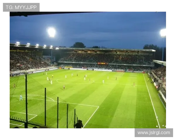 欧塞尔俱乐部的辉煌历程与法国足球发展之间的深刻联系 欧塞尔俱乐部的辉煌历程与法国足球发展之间的深刻联系