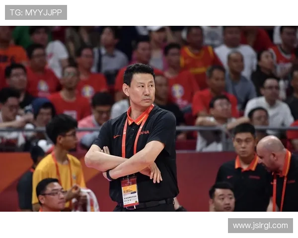 中国男篮备战世界杯新征程 李楠出任主教练力求突破挑战 中国男篮备战世界杯新征程 李楠出任主教练力求突破挑战