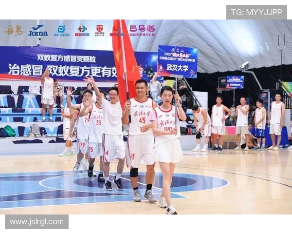 中国篮球联赛新赛季精彩开幕 多支球队阵容更新激烈竞争引发关注 中国篮球联赛新赛季精彩开幕 多支球队阵容更新激烈竞争引发关注