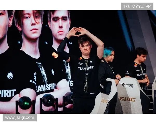 全球总决赛爆冷黑马逆袭豪取冠军点燃新一轮电竞热潮 全球总决赛爆冷黑马逆袭豪取冠军点燃新一轮电竞热潮