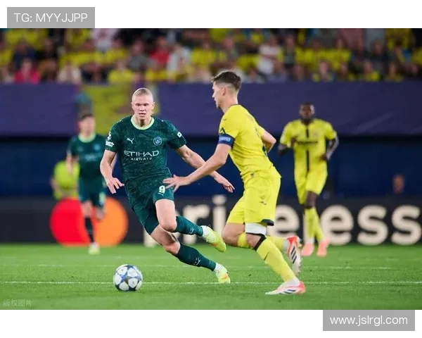 哈兰德领衔曼城锋线崛起 新赛季目标冲击英超与欧冠双冠荣耀 哈兰德领衔曼城锋线崛起 新赛季目标冲击英超与欧冠双冠荣耀