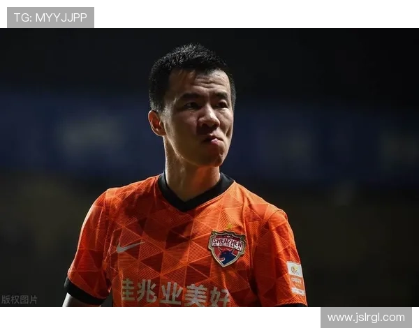 中国男足新帅上任首战告捷全队状态回暖球迷期待重返亚洲巅峰