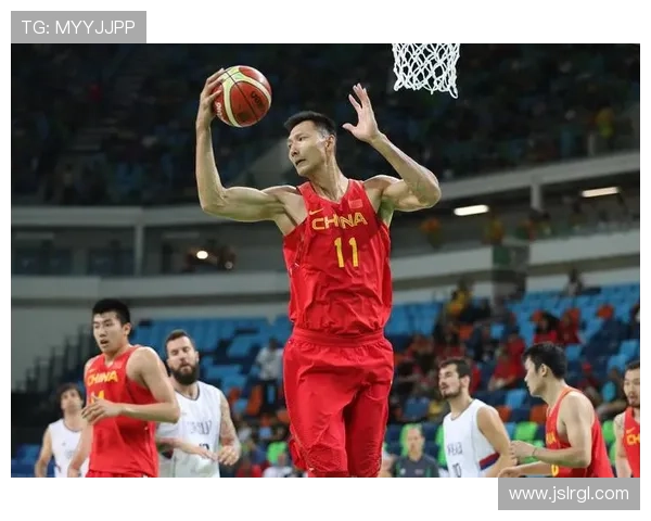 中国篮球迎来新纪元 易建联宣布退役引发球迷热议