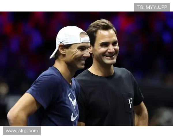 全球网球锦标赛精彩回顾 费德勒与纳达尔再度同场竞技引爆球迷热情