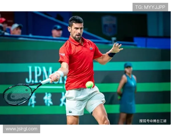 德约科维奇豪取连胜强势晋级总决赛新星崛起搅动网坛格局