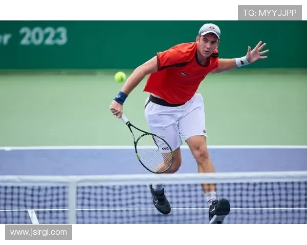 网球世界巡回赛激烈角逐 明星选手纷纷亮相新赛季挑战大满贯荣耀