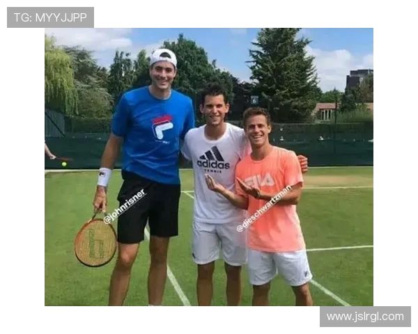 网球赛季新动态 世界排名变动及大满贯赛事亮点回顾 网球赛季新动态 世界排名变动及大满贯赛事亮点回顾