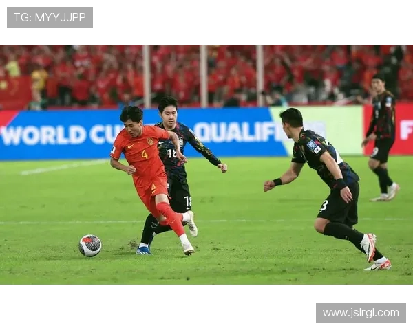 国足逆转取胜激励球迷新赛季备战全面升级全国关注热度再度聚集中