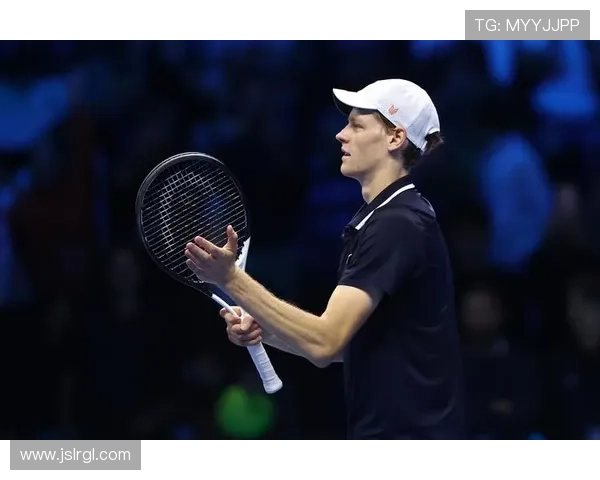 网球赛季精彩纷呈 世界顶级球员角逐年度冠军荣耀